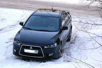 2009 Mitsubishi Lancer X Photos