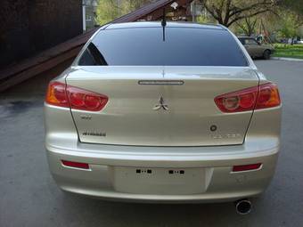 2009 Mitsubishi Lancer X Images