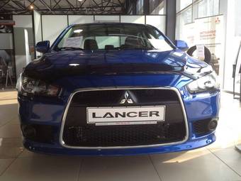 2011 Mitsubishi Lancer X Photos