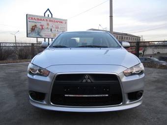 2011 Mitsubishi Lancer X Pictures
