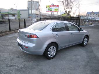 2011 Mitsubishi Lancer X Pics