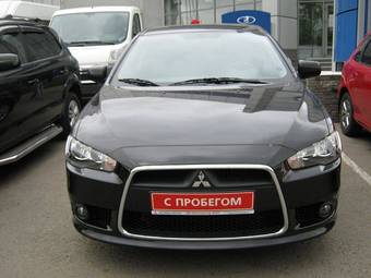 2011 Mitsubishi Lancer X Pictures