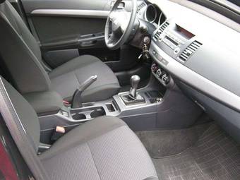2011 Mitsubishi Lancer X Images