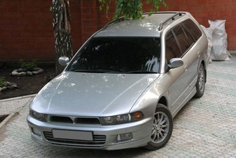 1997 Mitsubishi Legnum