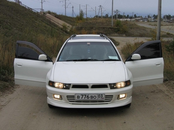 1997 Mitsubishi Legnum