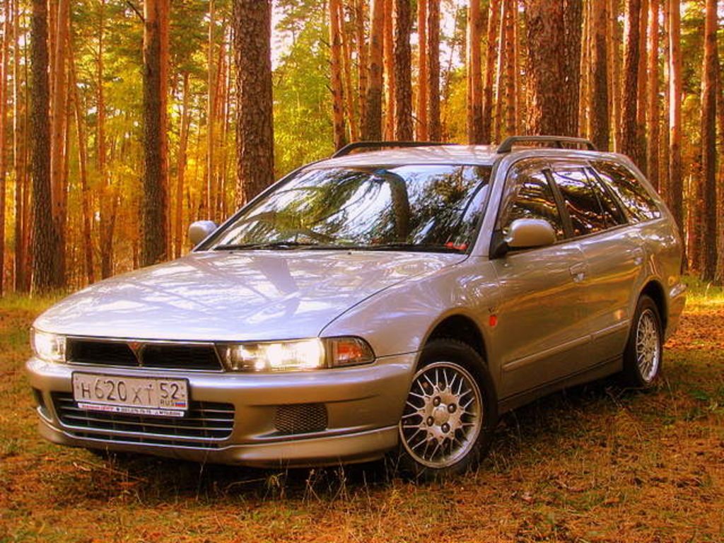 1997 Mitsubishi Legnum