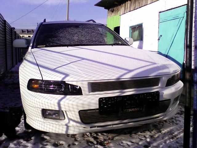 1997 Mitsubishi Legnum