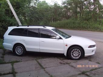 1997 Mitsubishi Legnum Photos