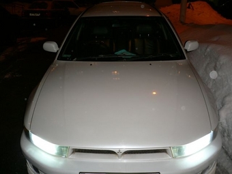 1998 Mitsubishi Legnum