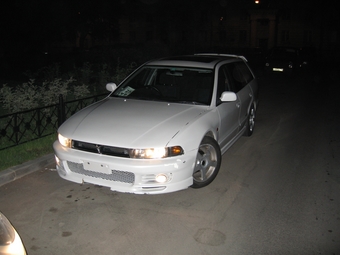 1998 Mitsubishi Legnum