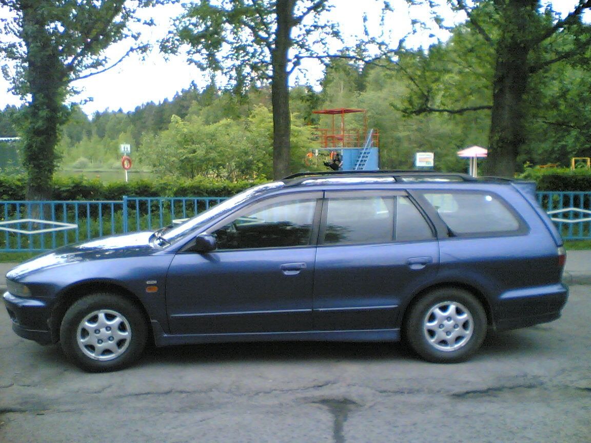 1998 Mitsubishi Legnum