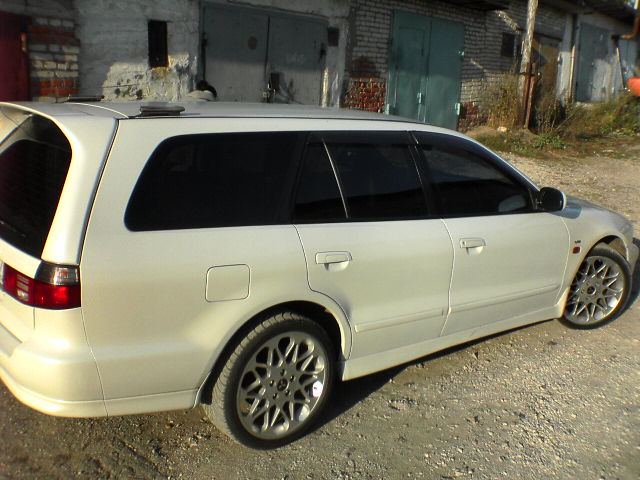 1998 Mitsubishi Legnum