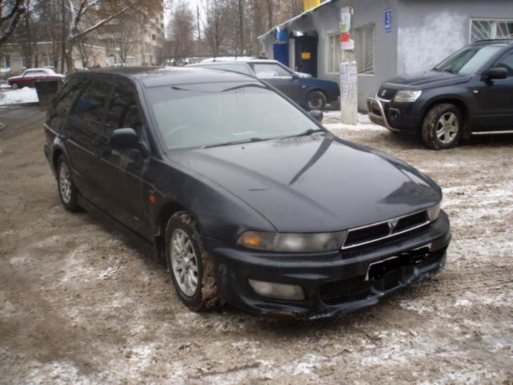 1998 Mitsubishi Legnum