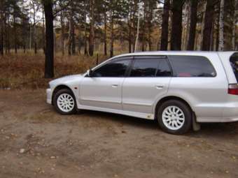 Mitsubishi Legnum