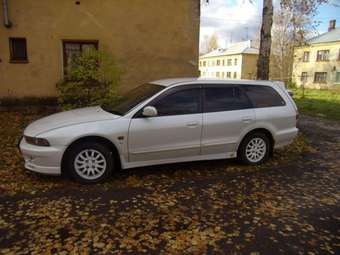 Mitsubishi Legnum
