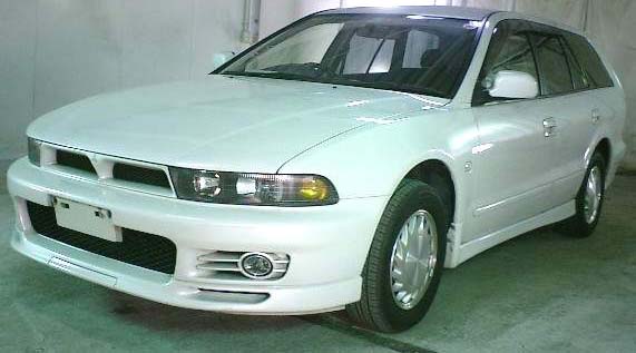1998 Mitsubishi Legnum Photos