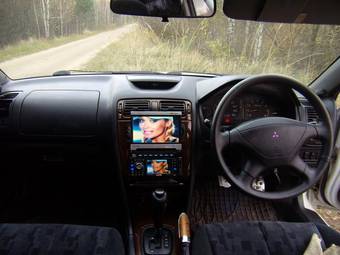 1998 Mitsubishi Legnum Pics