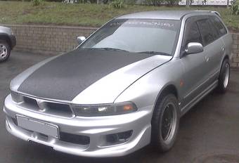 1998 Mitsubishi Legnum Photos