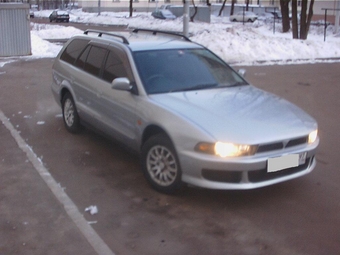 1999 Mitsubishi Legnum