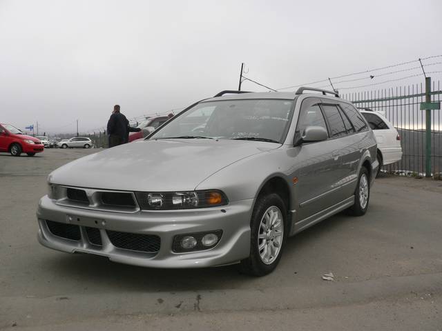 1999 Mitsubishi Legnum