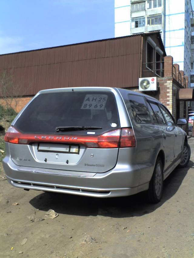 1999 Mitsubishi Legnum