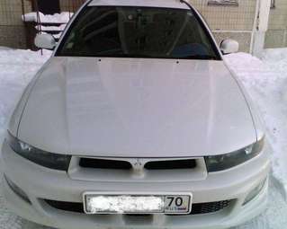 1999 Mitsubishi Legnum