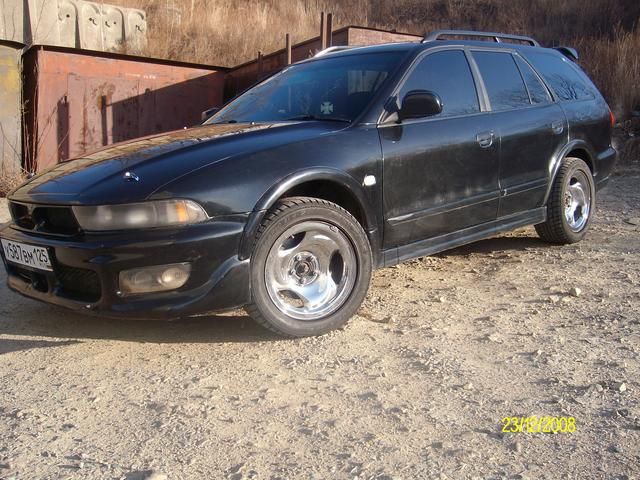 1999 Mitsubishi Legnum