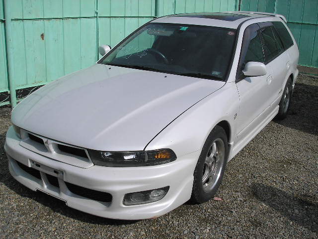 1999 Mitsubishi Legnum Pics