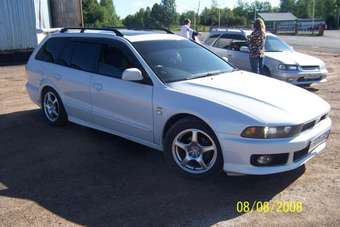 1999 Mitsubishi Legnum Photos