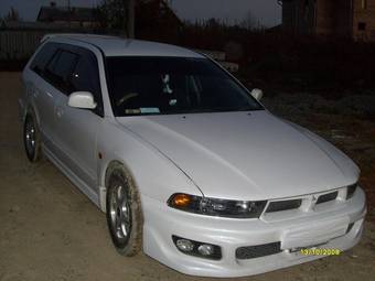 1999 Mitsubishi Legnum Photos