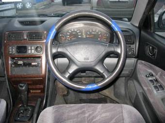 1999 Mitsubishi Legnum Photos