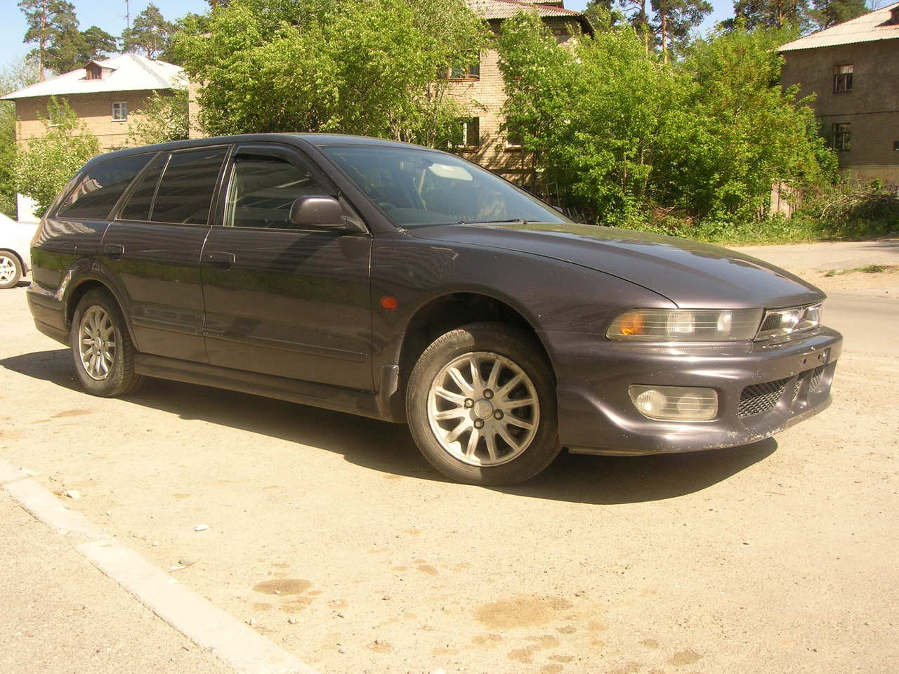 1999 Mitsubishi Legnum