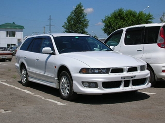 2000 Mitsubishi Legnum