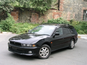 2000 Mitsubishi Legnum