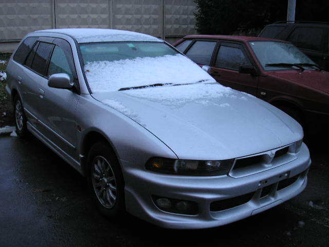 2000 Mitsubishi Legnum