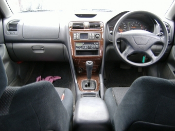 Mitsubishi Legnum