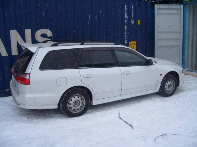 2000 Mitsubishi Legnum
