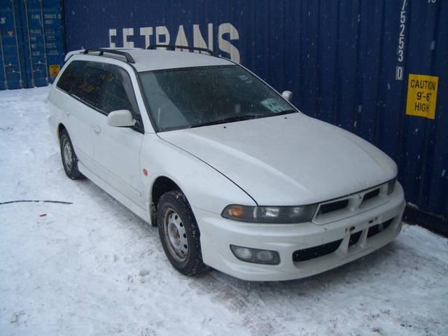 2000 Mitsubishi Legnum