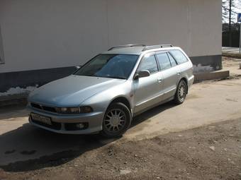 2000 Mitsubishi Legnum