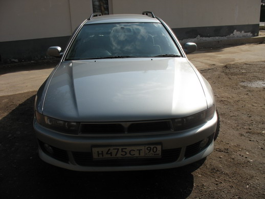 2000 Mitsubishi Legnum