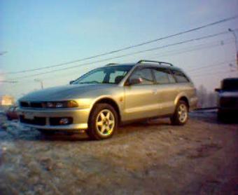 2000 Mitsubishi Legnum