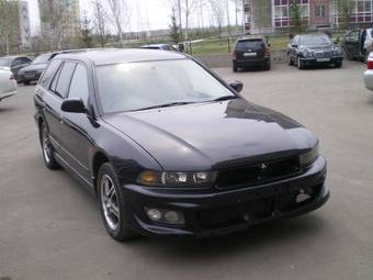 2000 Mitsubishi Legnum Photos