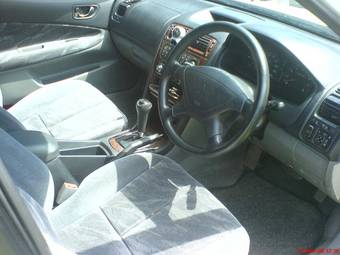 2000 Mitsubishi Legnum Photos
