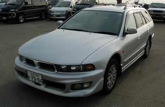 2001 Mitsubishi Legnum