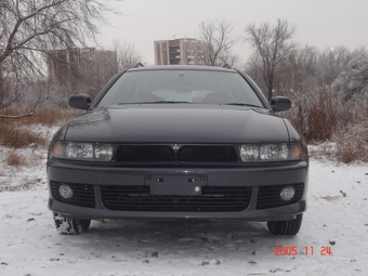 2001 Mitsubishi Legnum