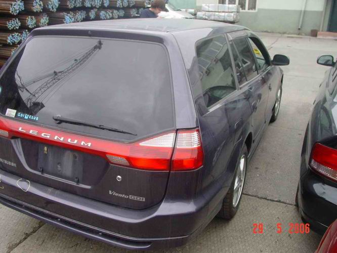 2001 Mitsubishi Legnum