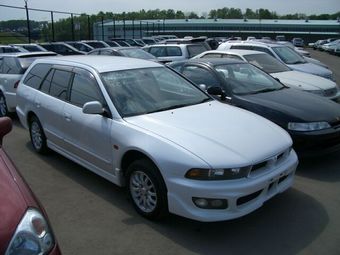 2001 Mitsubishi Legnum Pictures