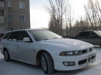 2001 Mitsubishi Legnum Pictures