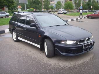 2001 Mitsubishi Legnum Photos