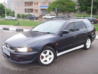 2001 Mitsubishi Legnum Pictures